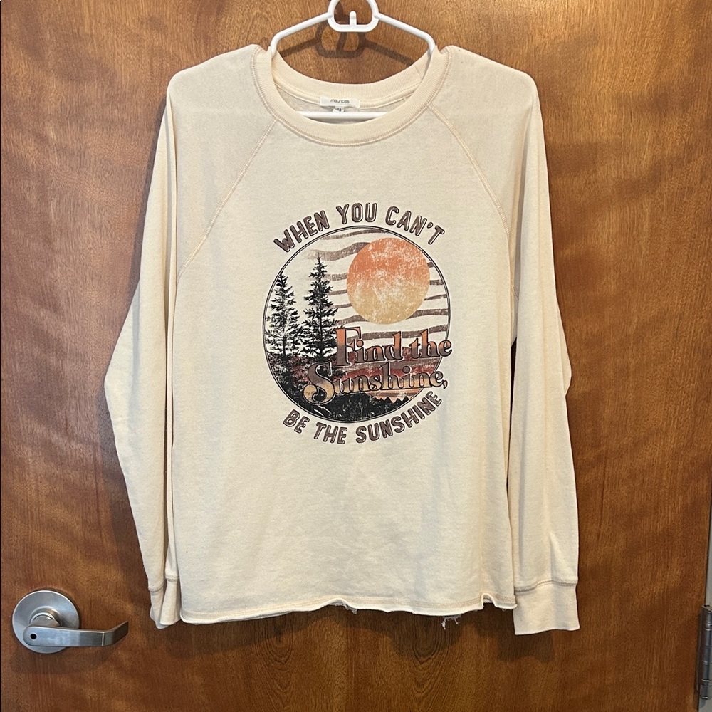 Maurice’s Long Sleeve crewneck